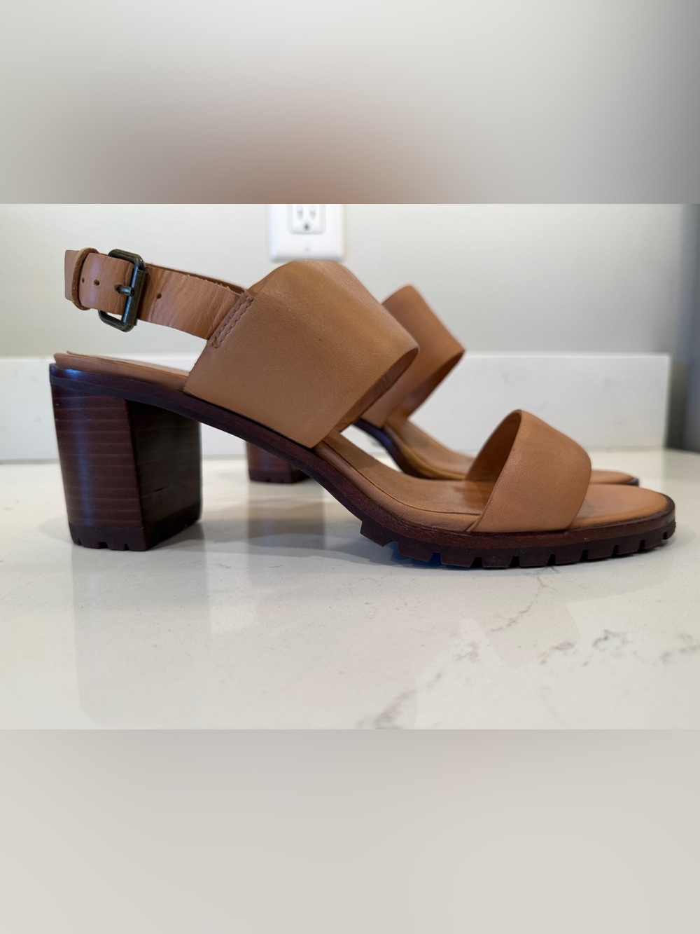 Madewell Women’s Tan Leather Lugsole Block Heel Sandals